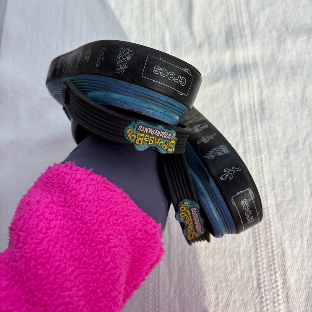 CROCS Kids Teal Turquoise Slip-On Clogs with Character Charms - Picture 8 of 10